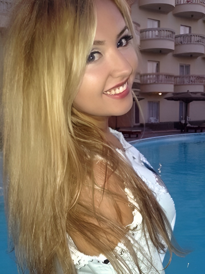 Елизавета привлекальеная девушка из Череповца цена от 3000 руб