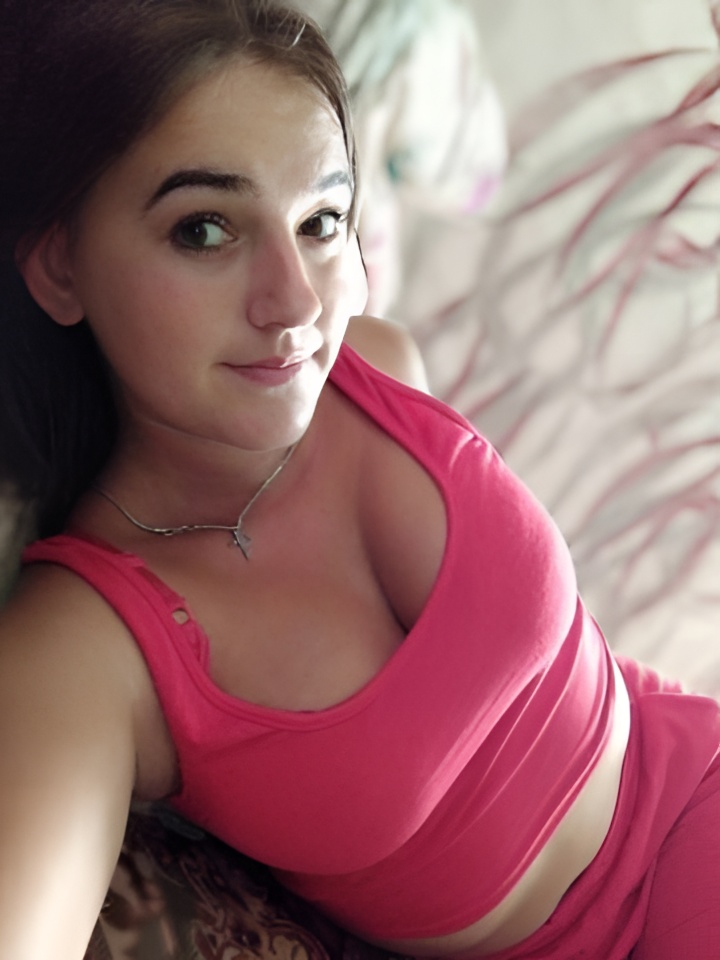 Хельга привлекальеная девушка из Череповца цена от 4000 руб