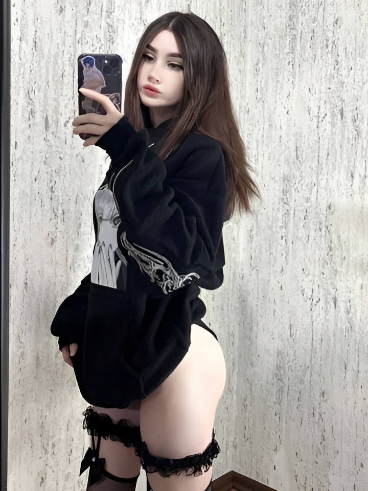 Карина привлекальеная девушка из Череповца цена от 2000 руб