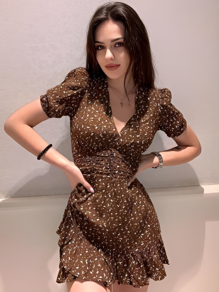 Устинья привлекальеная девушка из Череповца цена от 4000 руб