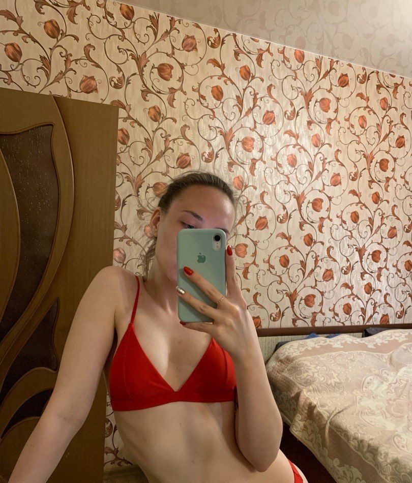 Елизавета привлекальеная девушка из Череповца цена от 3000 руб