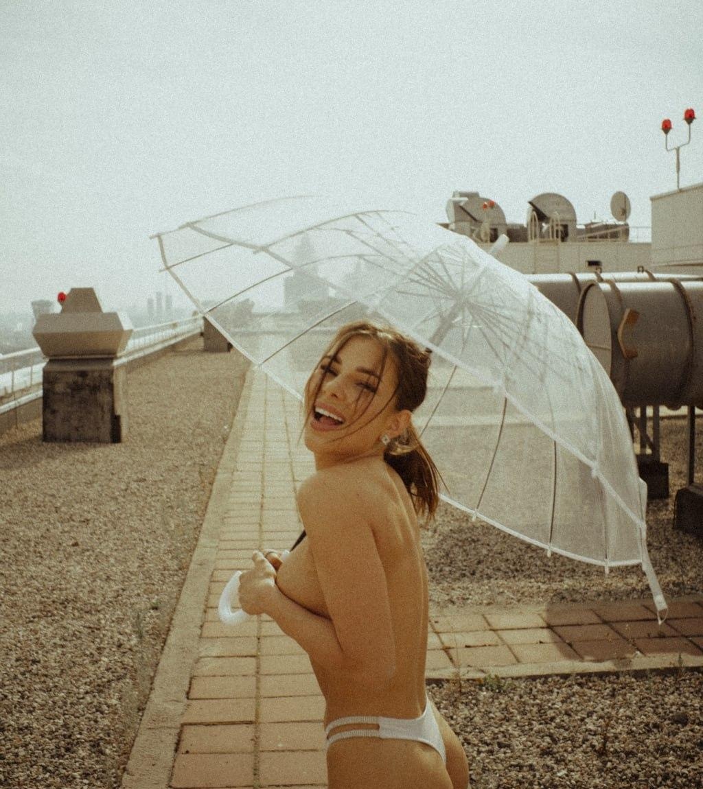 Люсия привлекальеная девушка из Череповца цена от 4000 руб