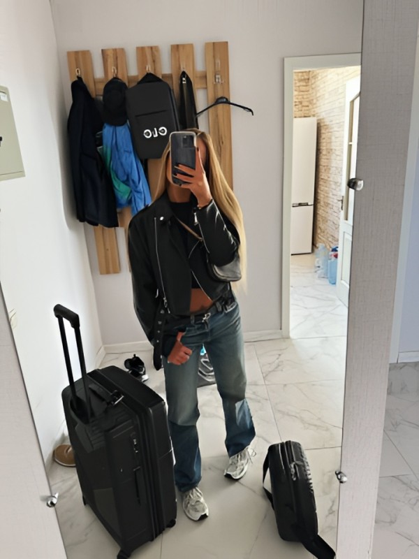 Агнесса привлекательная девушка из Череповца цена от 3000 руб